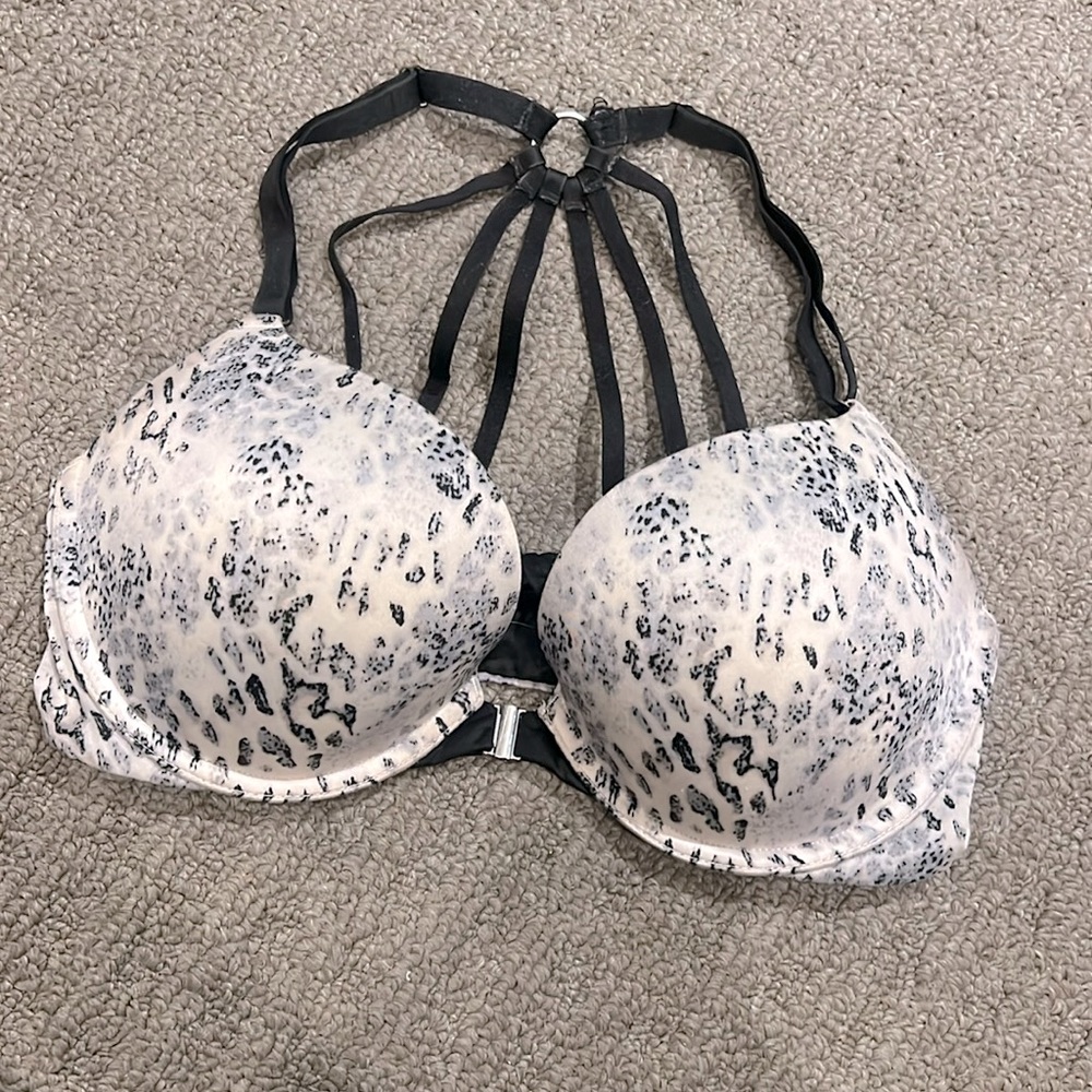 Victoria’s Secret push-up bra